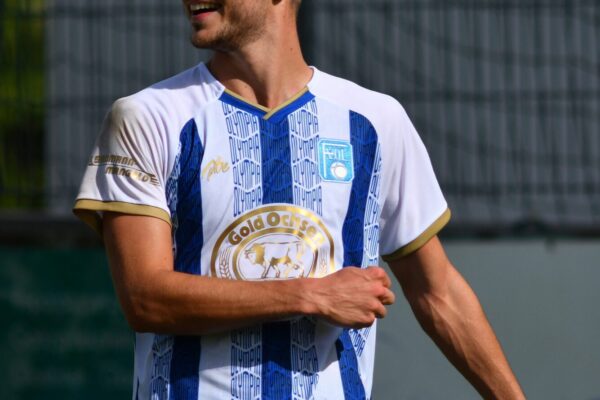 Neues Trikot für die 1. Mannschaft
